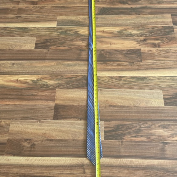 BNWT Van Heusen silk tie - Picture 7 of 7